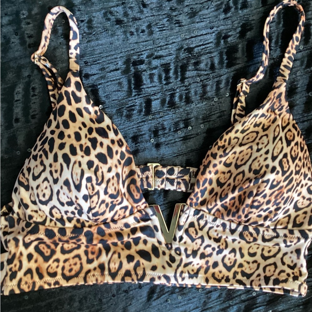 Victoria's Secret Leopard Print Bikini Top L - Picture 3 of 8